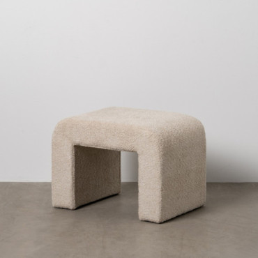 Banqueta baja tapizada en tejido bouclé marfil 67 x 47 x 48 cm