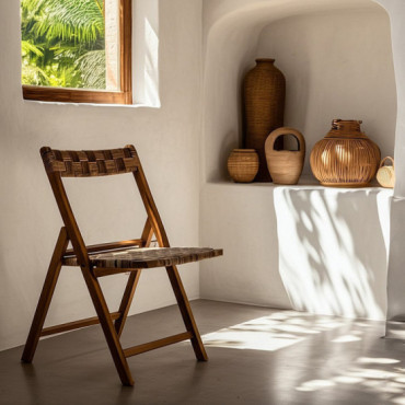 Silla plegable de uso profesional de madera de teca y fibra de abacá sintética 51 x 80,5 x 60 cm