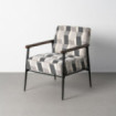 Sillón butaca tapizada geométrica gris y madera vista 64,5 x 81 x 76 cm