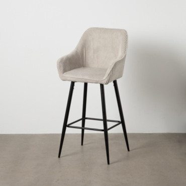 Taburete alto con brazos en tejido de pana beige y patas de metal negro 54 x 109 x 41,5 cm
